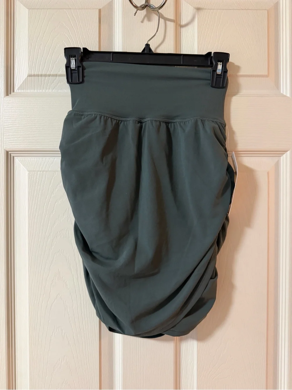 Athleta Transcend Skort - Picture 2 of 9